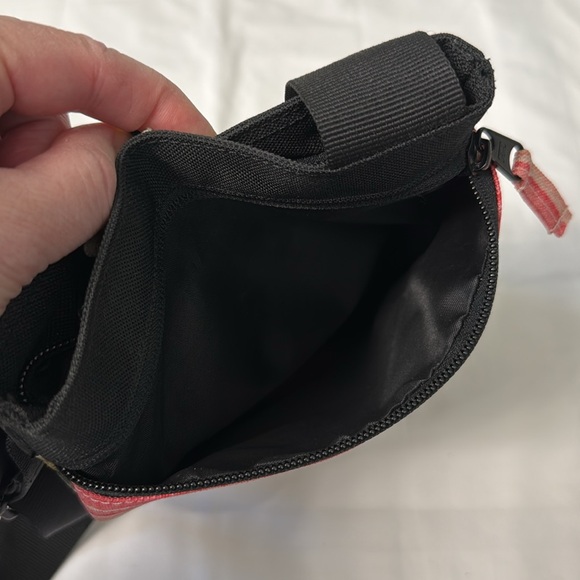 NWOT Billabong Good Vibes Serape Crossbody Bag - Picture 8 of 14